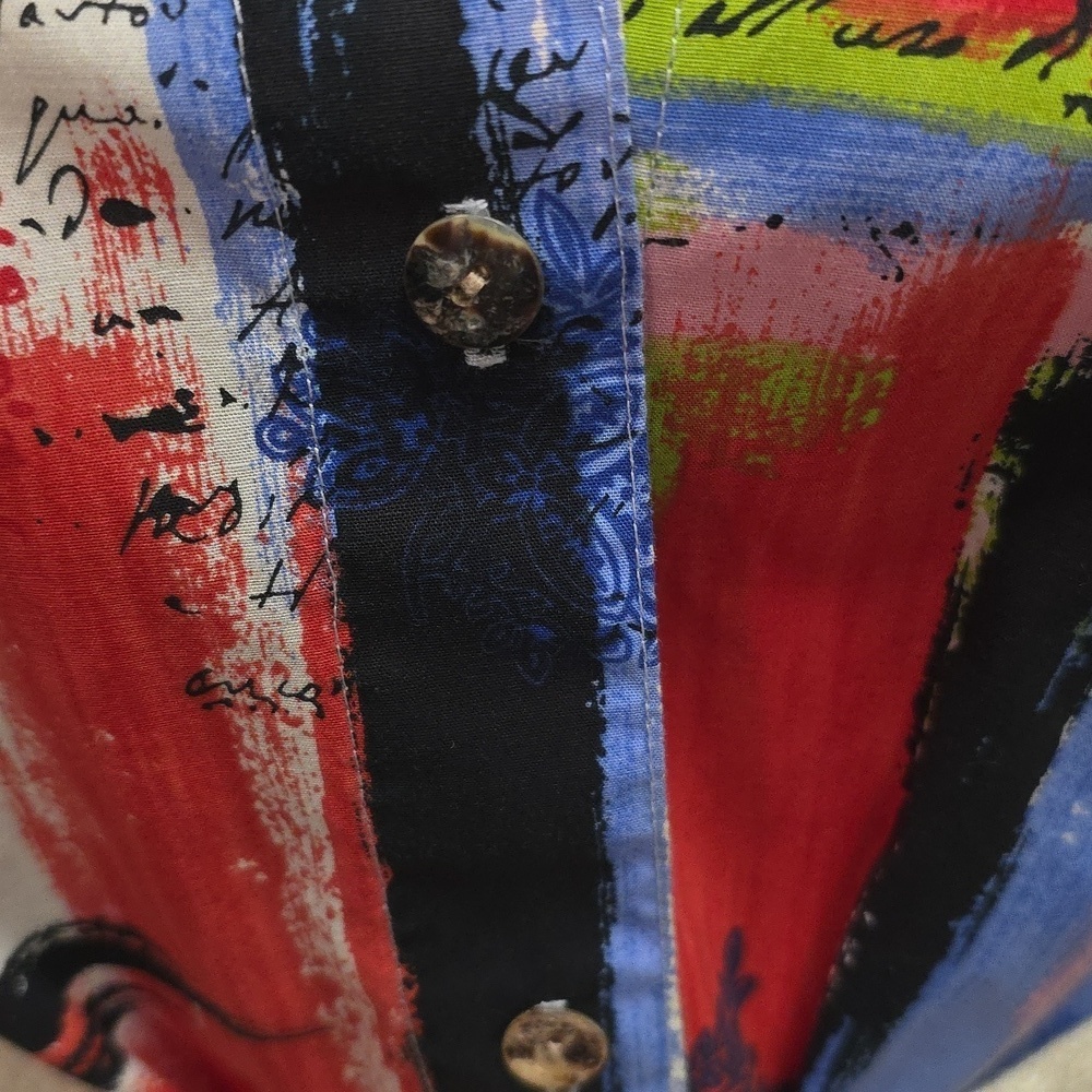 TravelSmith Red Orange Green Blue Graphic Button Down Shirt Vacation - Picture 5 of 9